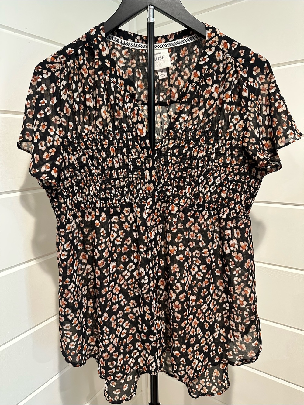 Knox Rose Black Leopard-Print Smocked-Waist Blouse